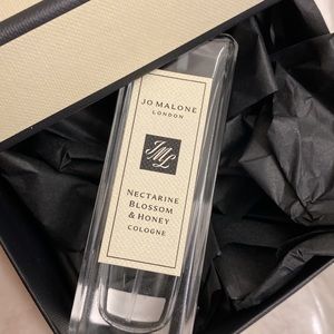 Jo malone nectarine blossom & honey